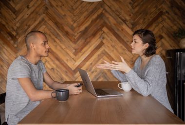 Communication Interpersonnelle - Définition Et Exemples